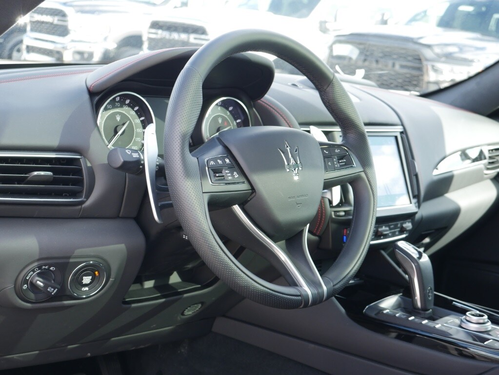 2024 MASERATI LEVANTE - Image 24