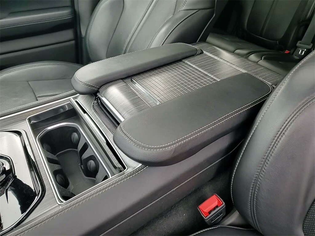 2024 JEEP WAGONEER - Image 32