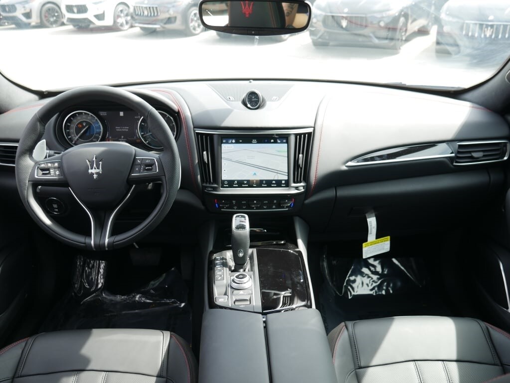 2024 MASERATI LEVANTE - Image 20