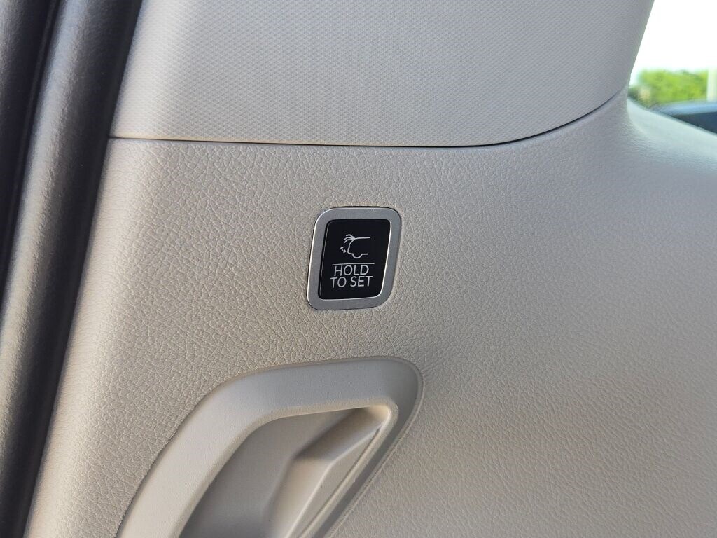 2024 JEEP WAGONEER - Image 19