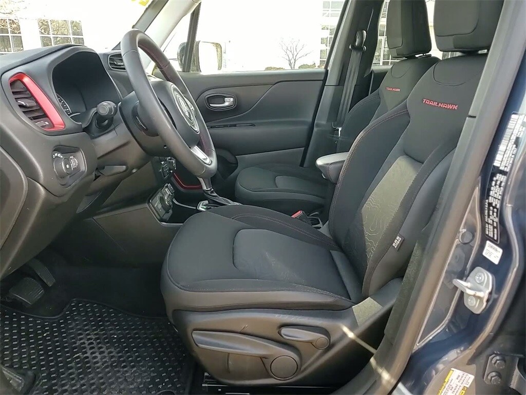 2023 JEEP RENEGADE - Image 11