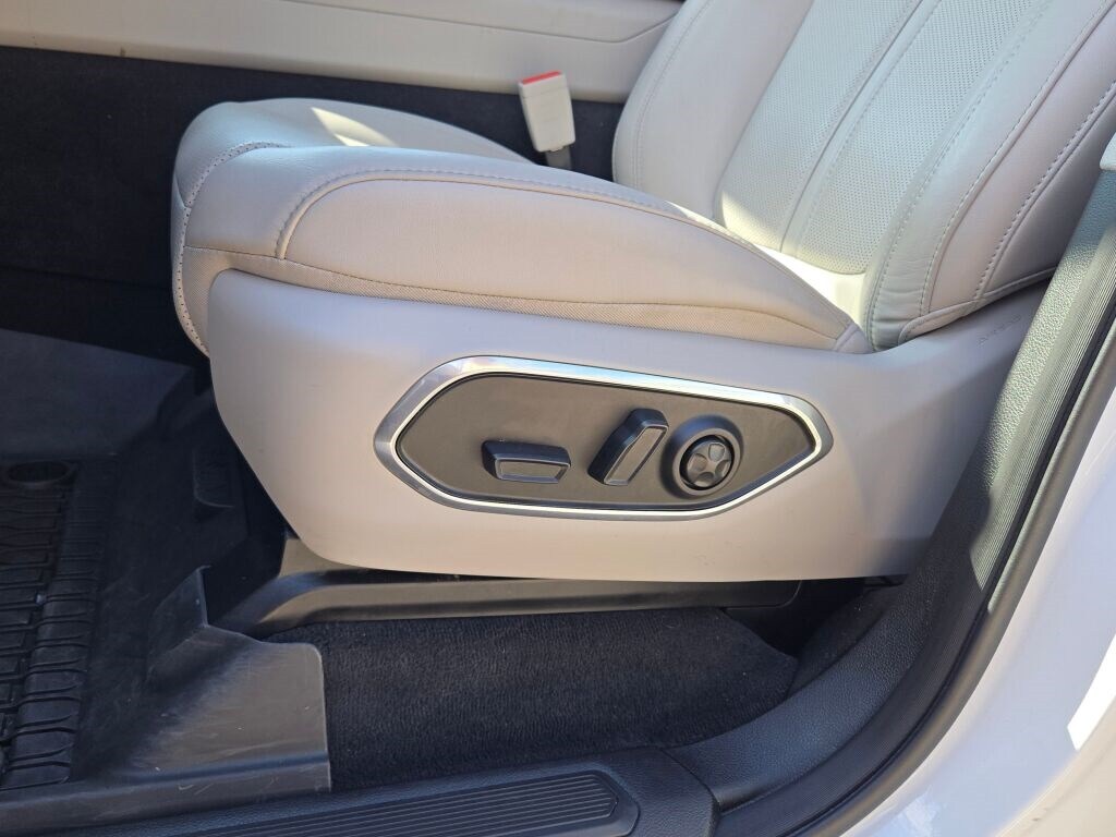 2024 JEEP WAGONEER - Image 27