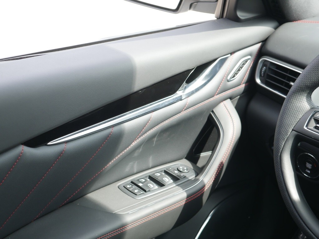 2024 MASERATI LEVANTE - Image 23