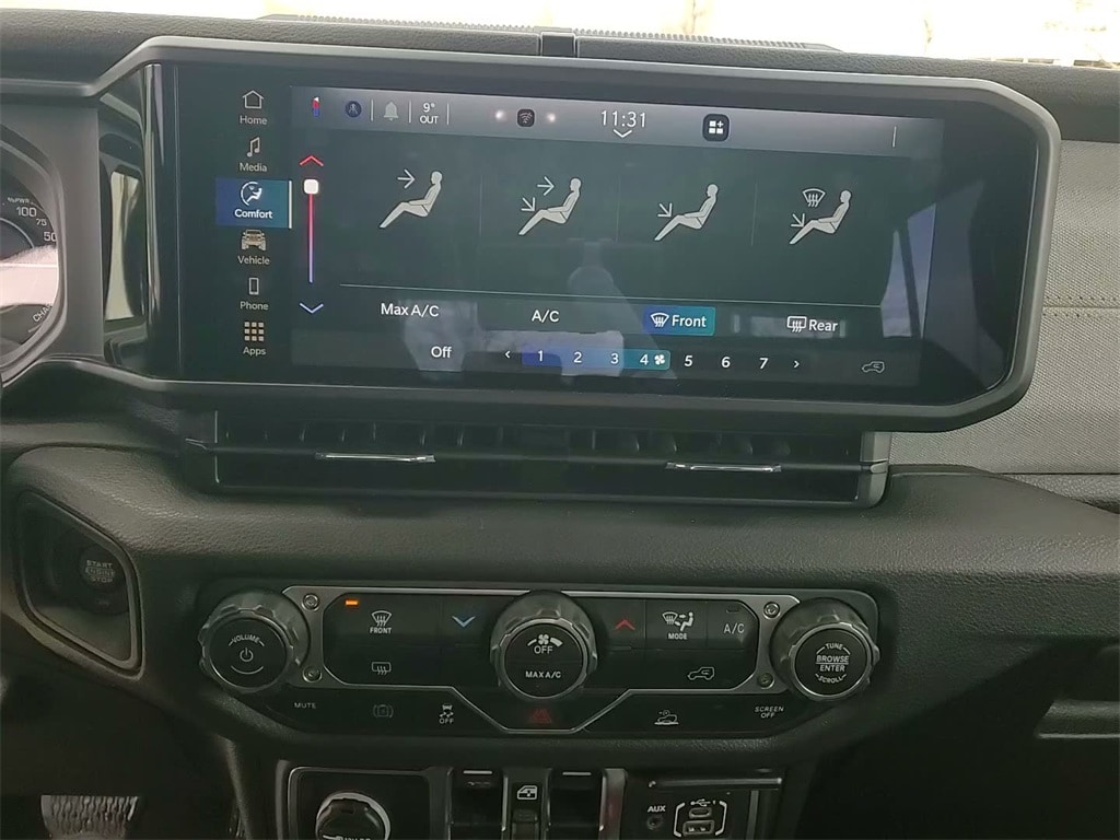 2025 JEEP WRANGLER - Image 28