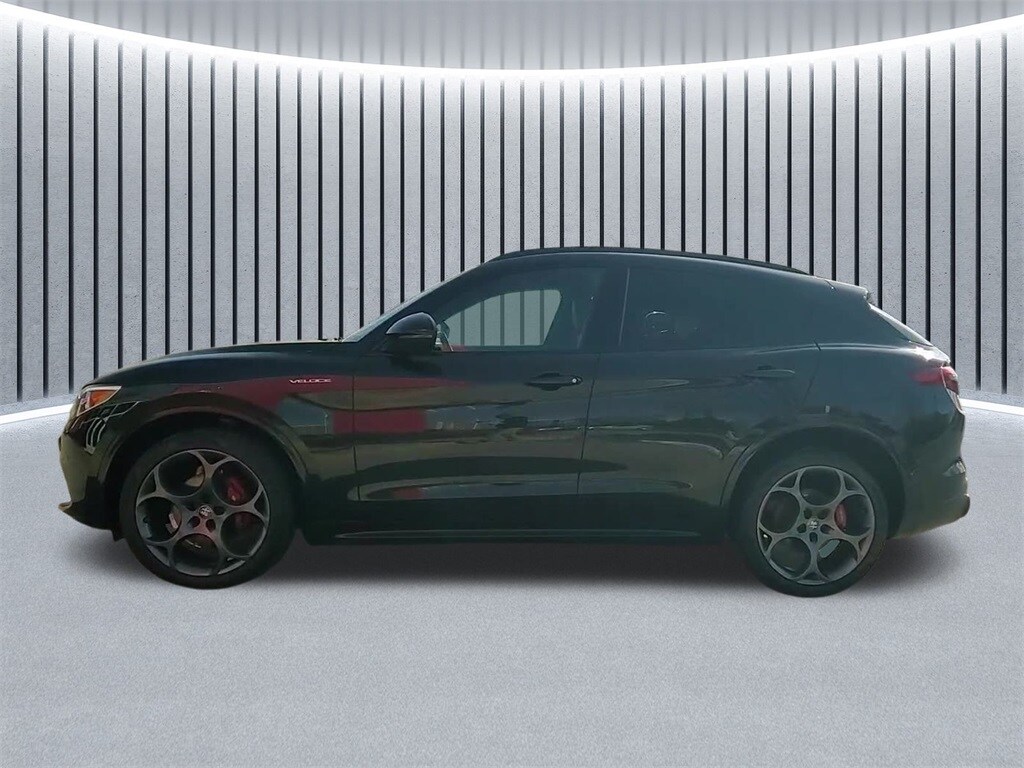 2023 ALFA ROMEO STELVIO - Image 6