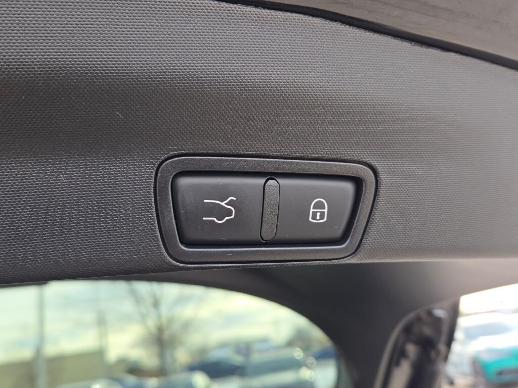 2024 ALFA ROMEO STELVIO - Image 17