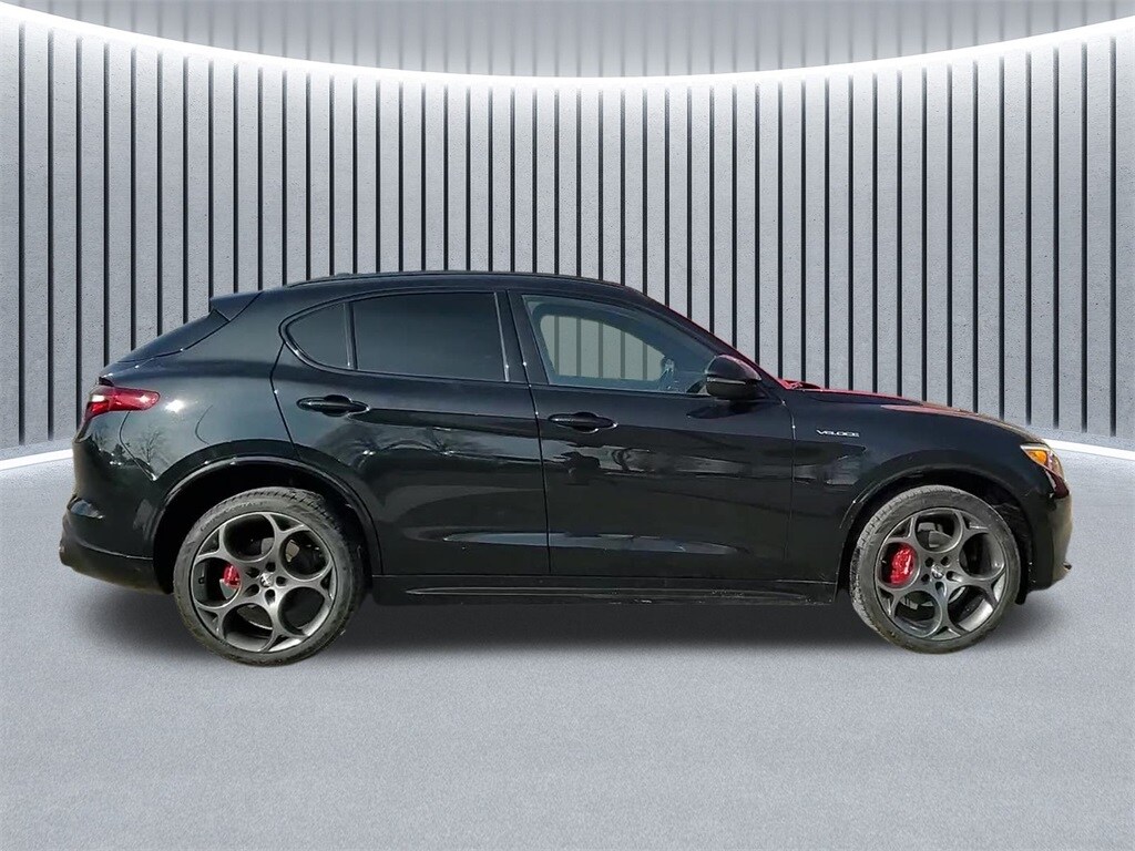 2023 ALFA ROMEO STELVIO - Image 2