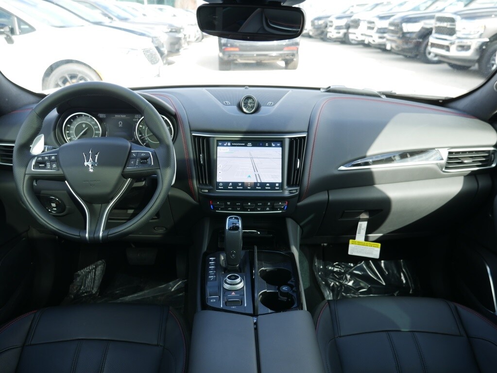 2024 MASERATI LEVANTE - Image 20