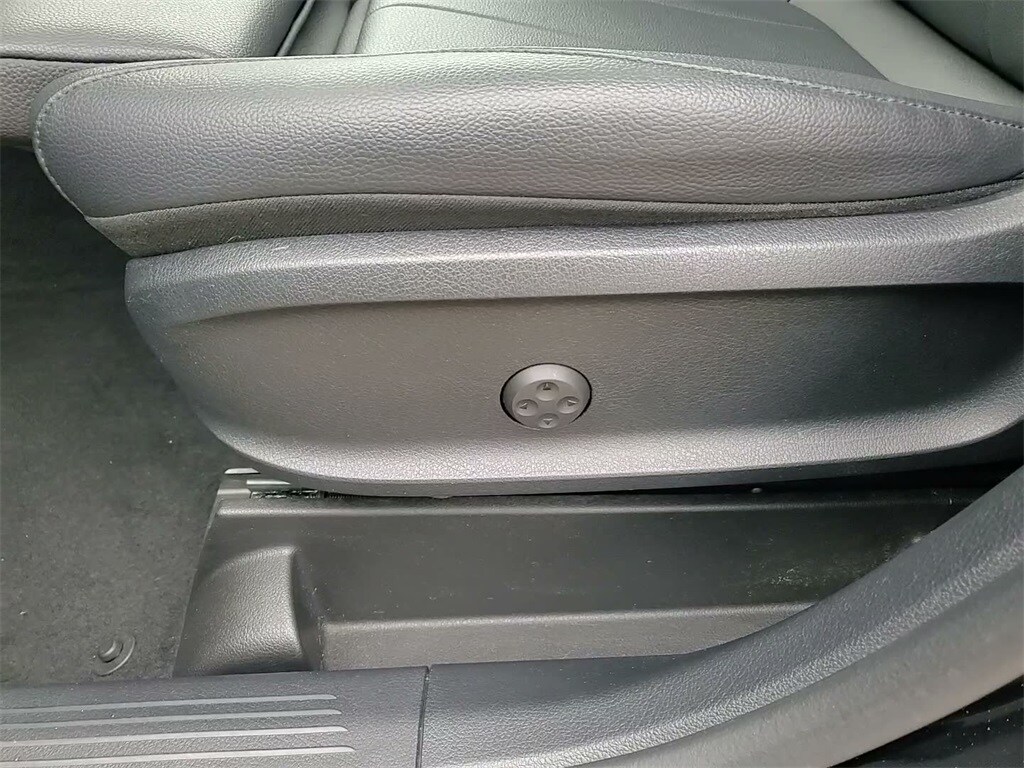 2023 MERCEDES-BENZ GLB-CLASS - Image 25