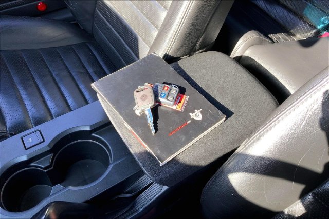 2009 Ford Mustang GT Premium - Photo 13