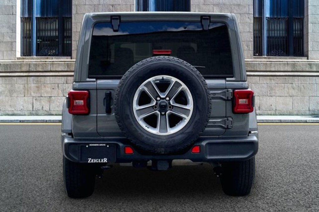 Used 2022 Jeep Wrangler Unlimited Sahara SUV
