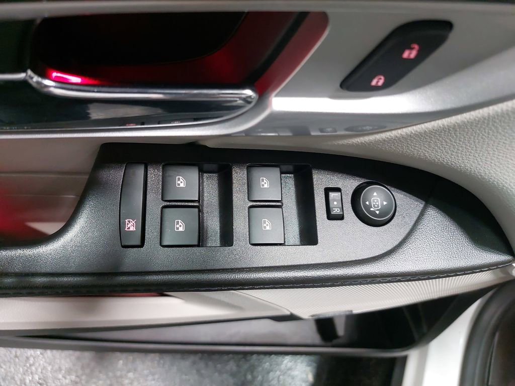 2016 GMC TERRAIN - Image 29