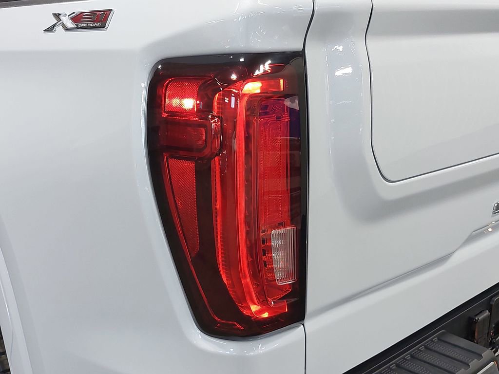2026 GMC Sierra 1500 SLT - Photo 37