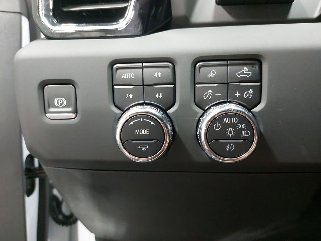 2025 GMC SIERRA HD - Image 26