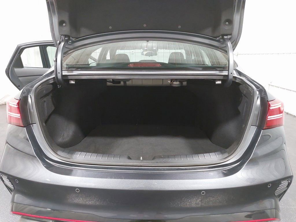 2022 KIA FORTE - Image 12