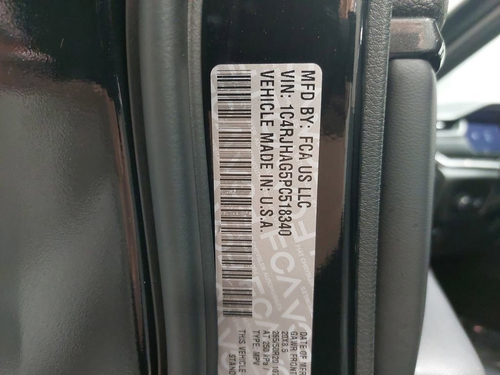 2023 JEEP GRAND CHEROKEE - Image 36