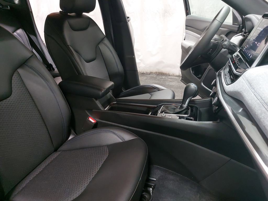 2025 JEEP COMPASS - Image 10