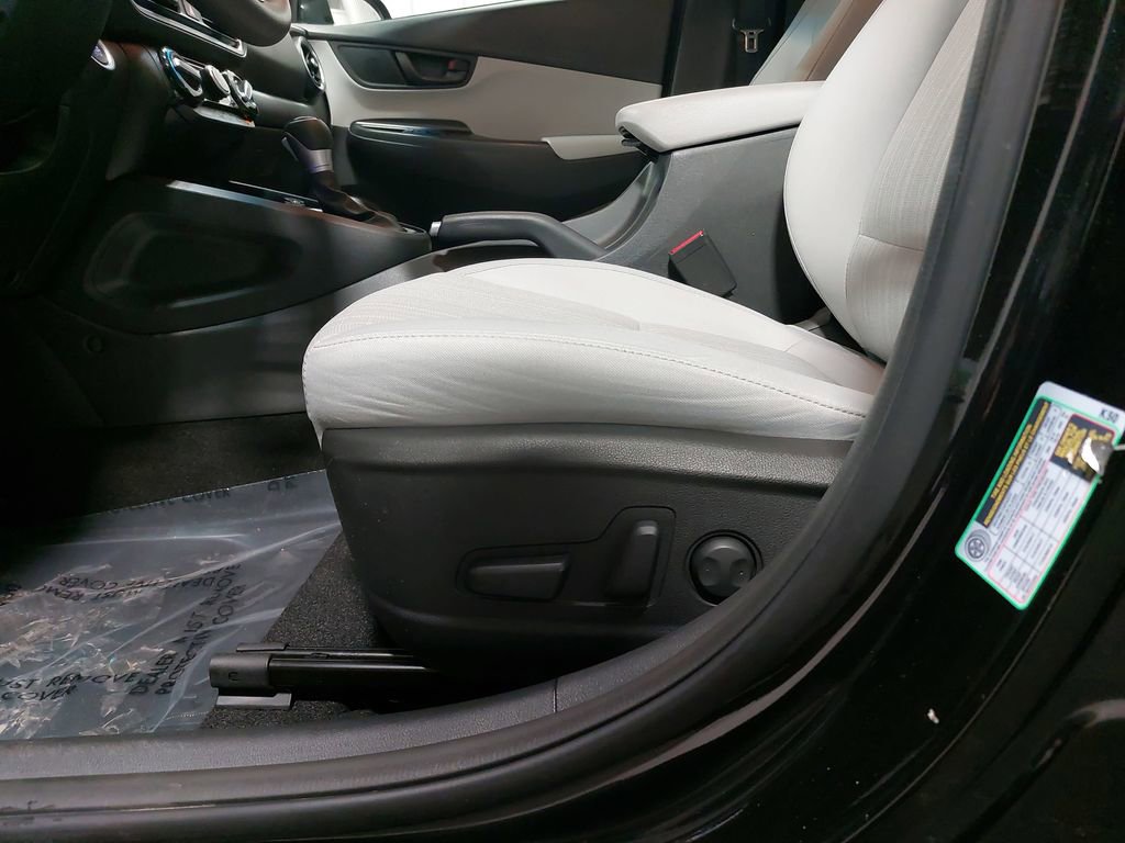 2023 HYUNDAI KONA - Image 28