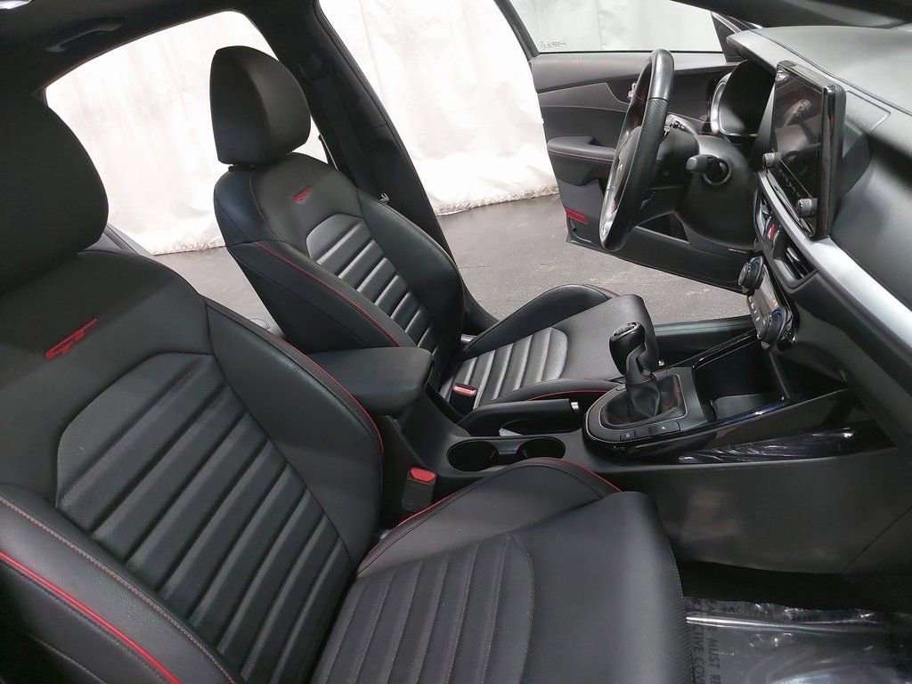 2022 KIA FORTE - Image 10