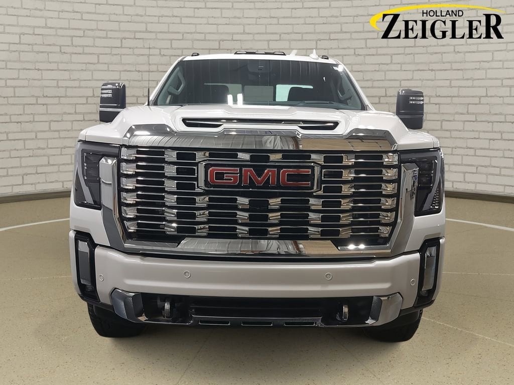 2025 GMC SIERRA HD - Image 2