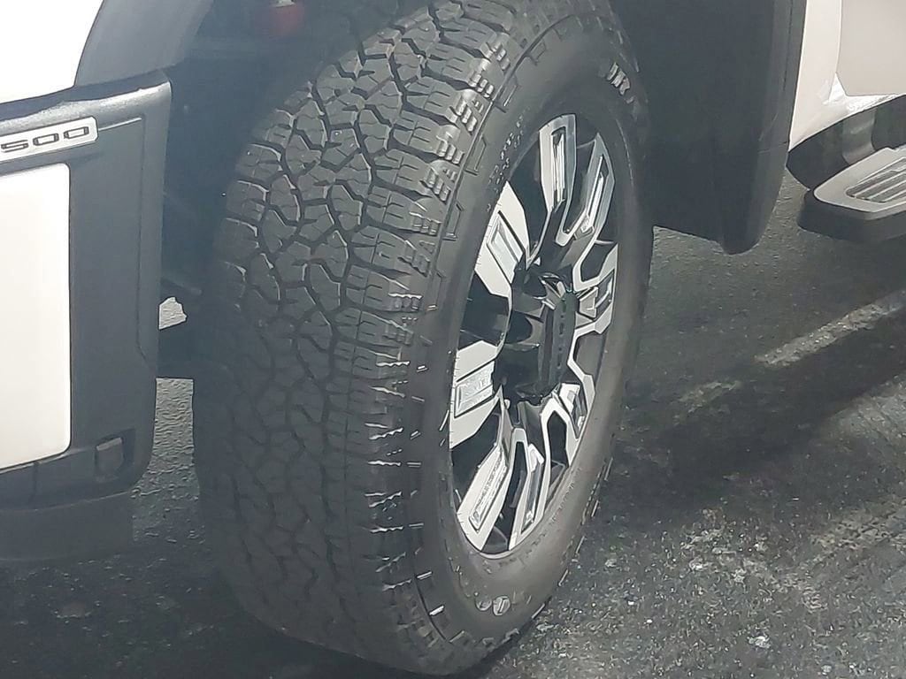 2025 GMC SIERRA HD - Image 34