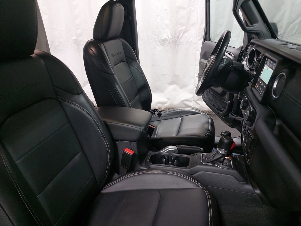 2022 JEEP WRANGLER - Image 10