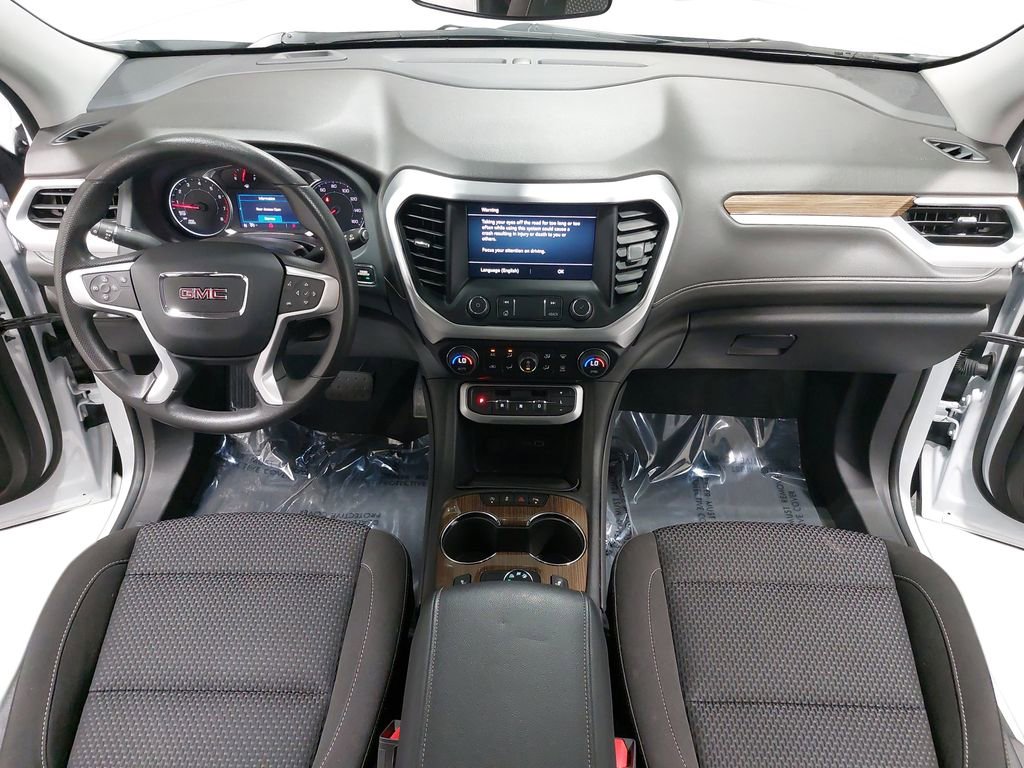 2023 GMC ACADIA - Image 9