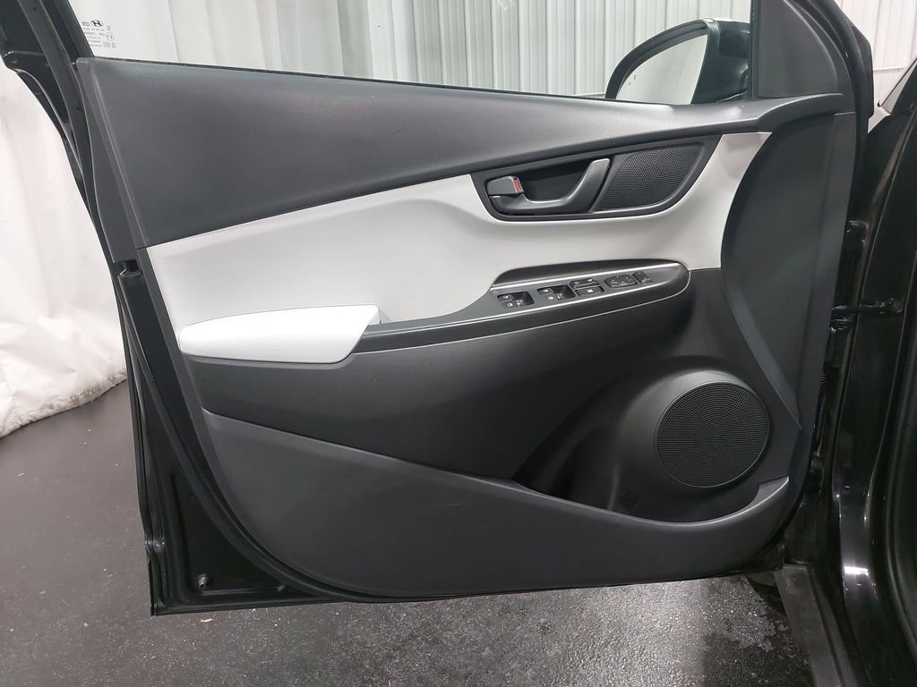 2023 HYUNDAI KONA - Image 26
