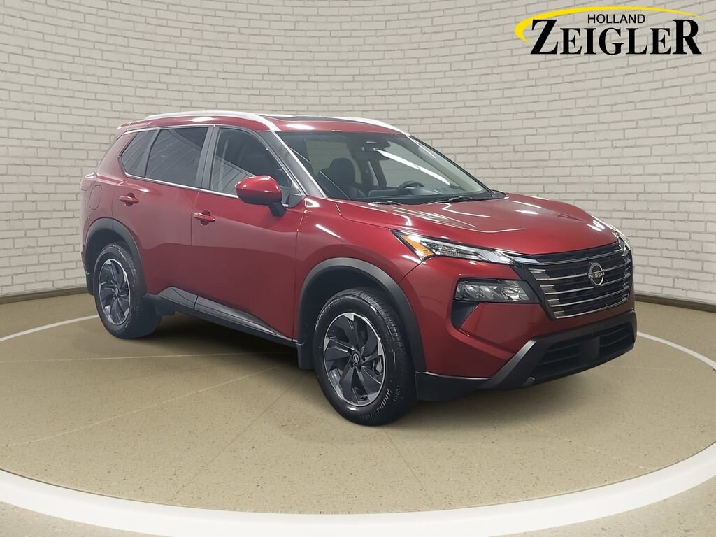 Used 2025 Nissan Rogue SV