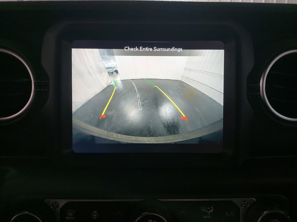 2022 JEEP WRANGLER - Image 24