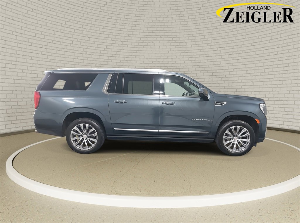 2021 Gmc Yukon XL Denali photo 2