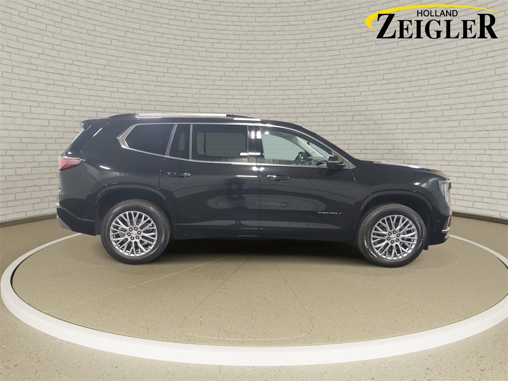New 2025 GMC Acadia Denali SUV