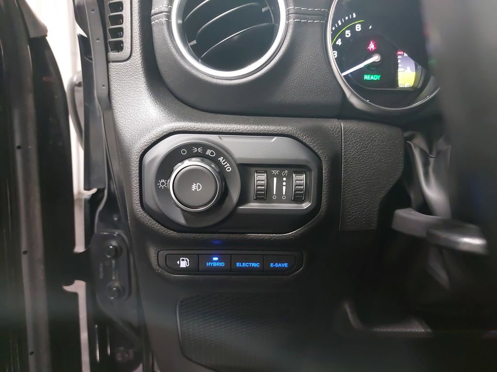2022 JEEP WRANGLER - Image 26