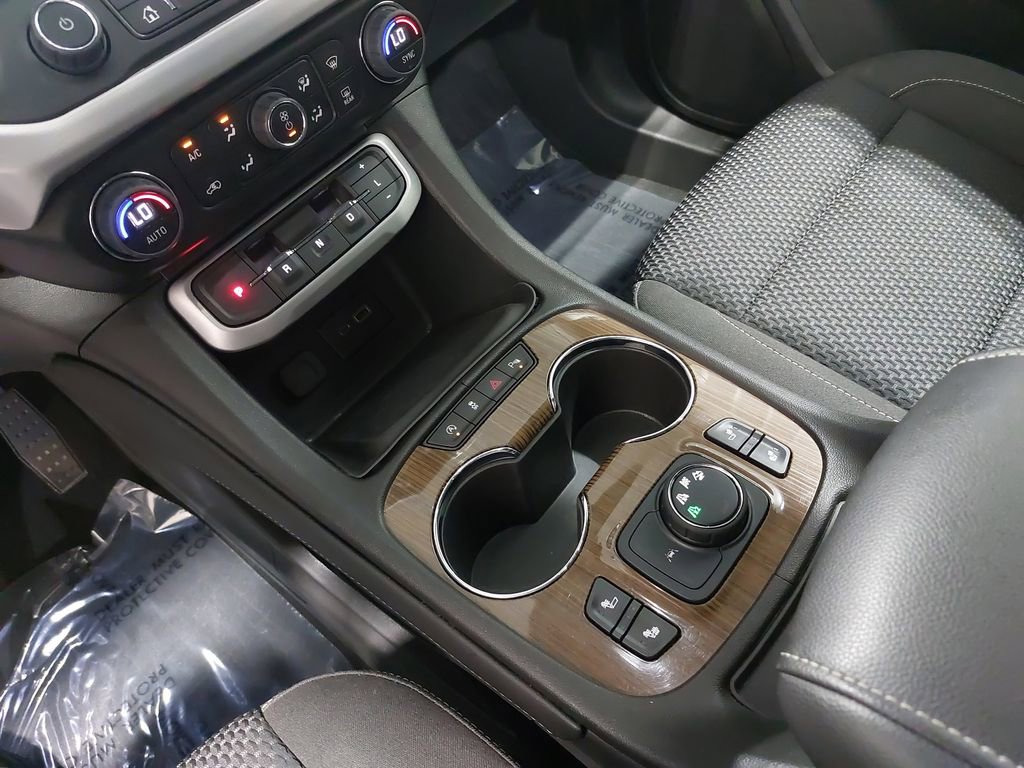 2023 GMC ACADIA - Image 27