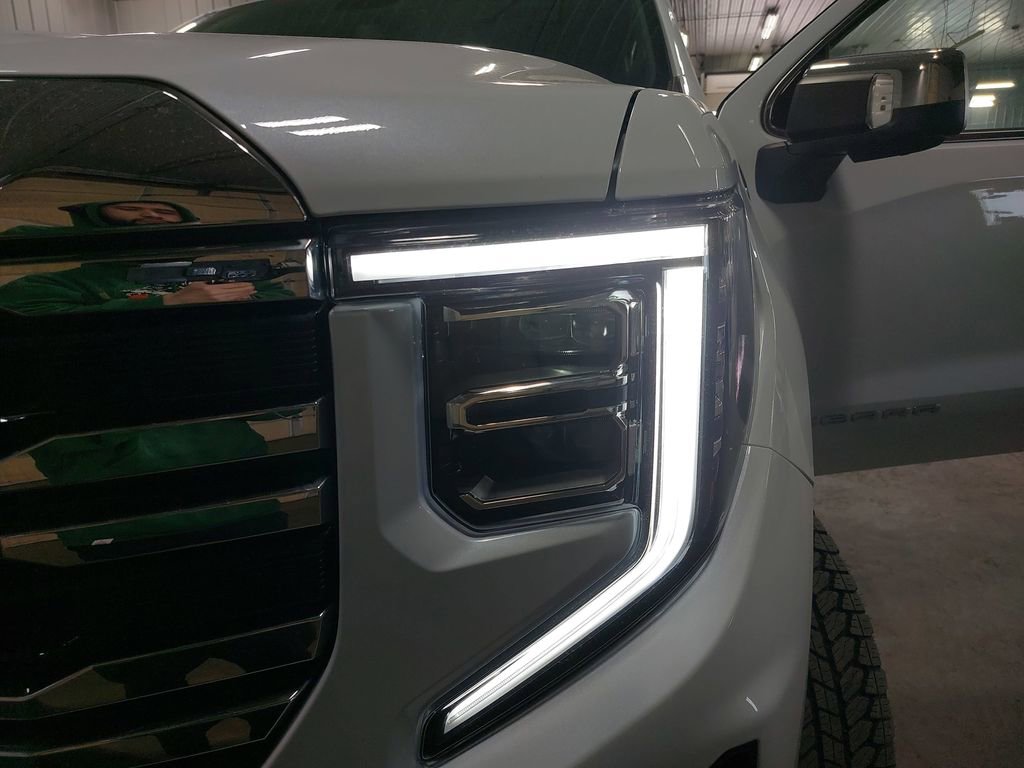 2026 GMC Sierra 1500 SLT - Photo 31