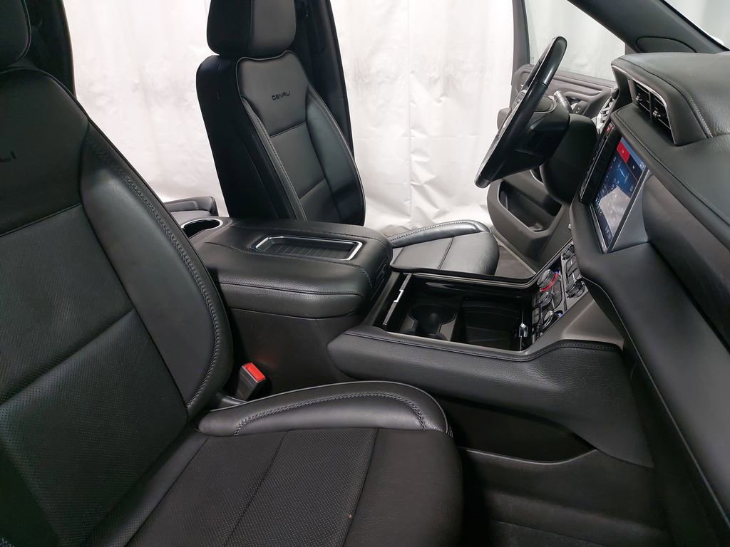 2021 GMC YUKON - Image 10