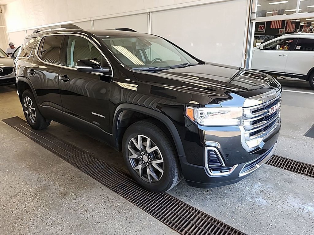 2023 Gmc Acadia SLE photo 4