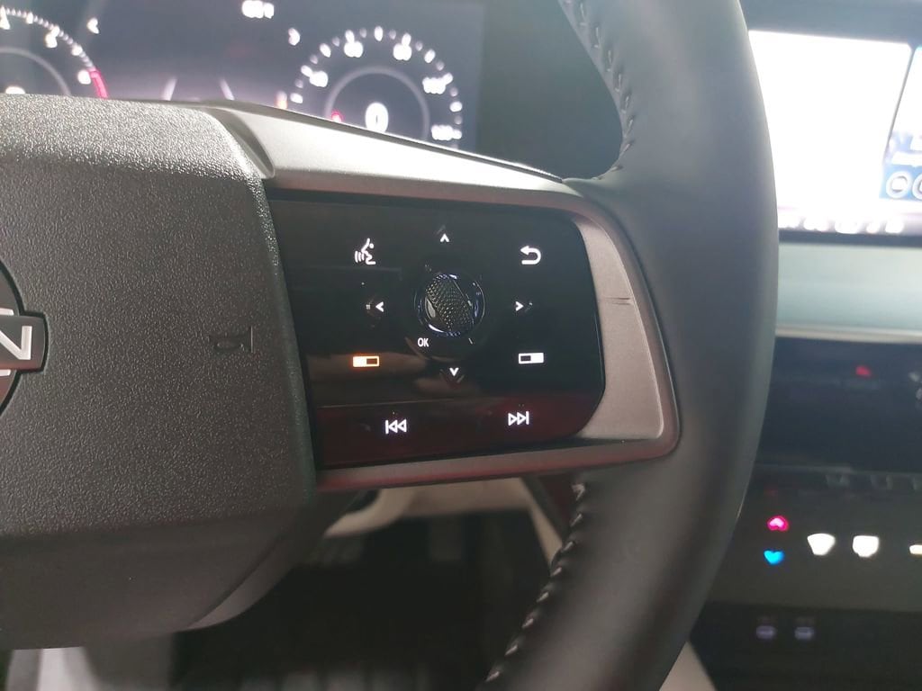 2025 NISSAN MURANO - Image 18