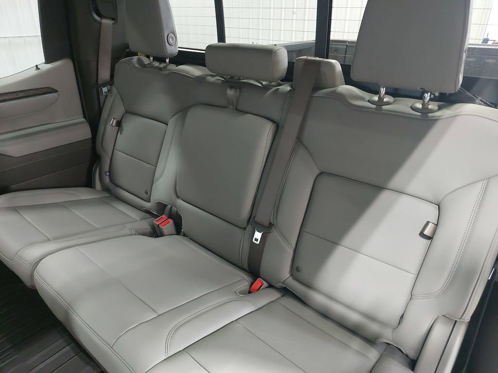 2026 GMC Sierra 1500 SLT - Photo 13