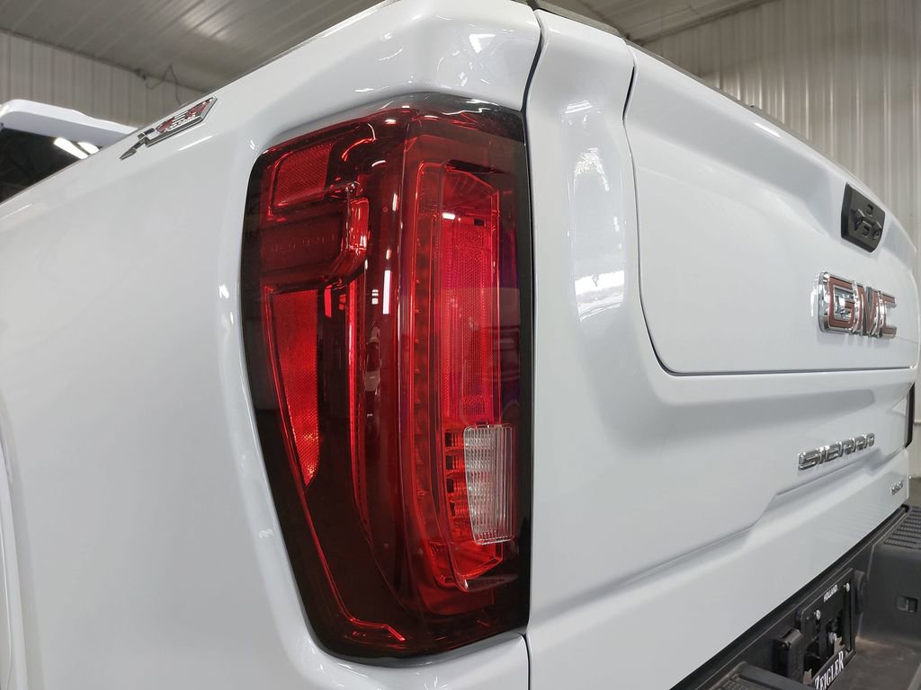 2026 GMC Sierra 1500 SLT - Photo 34