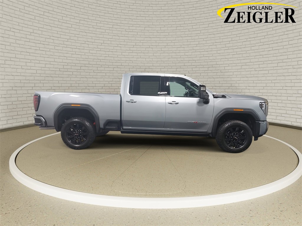2025 Gmc Sierra 3500 HD AT4 photo 4