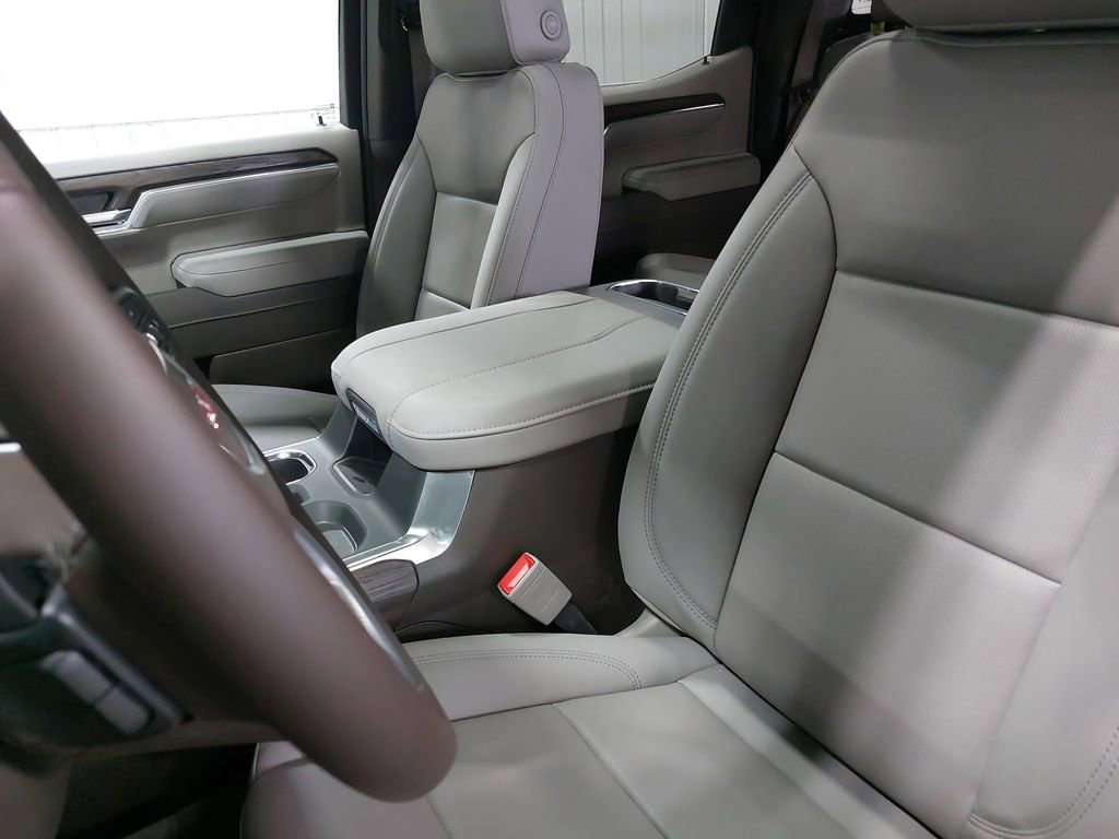 2026 GMC Sierra 1500 SLT - Photo 14