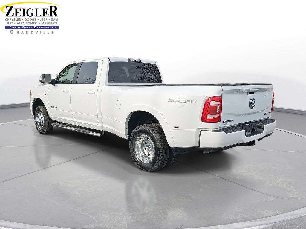 2021 RAM 3500 - Image 7