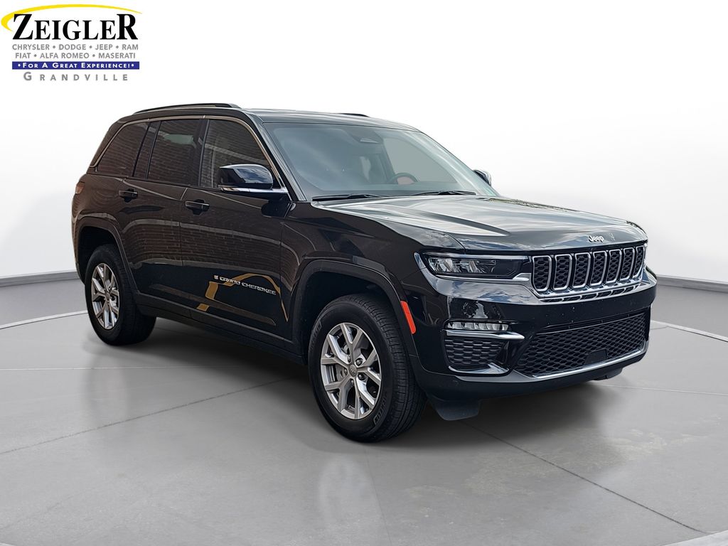 2022 Jeep Grand Cherokee Limited photo 3