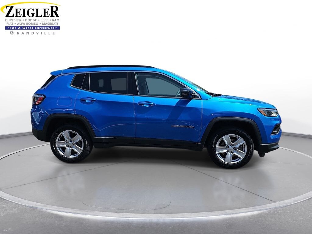 Used 2022 Jeep Compass Latitude SUV