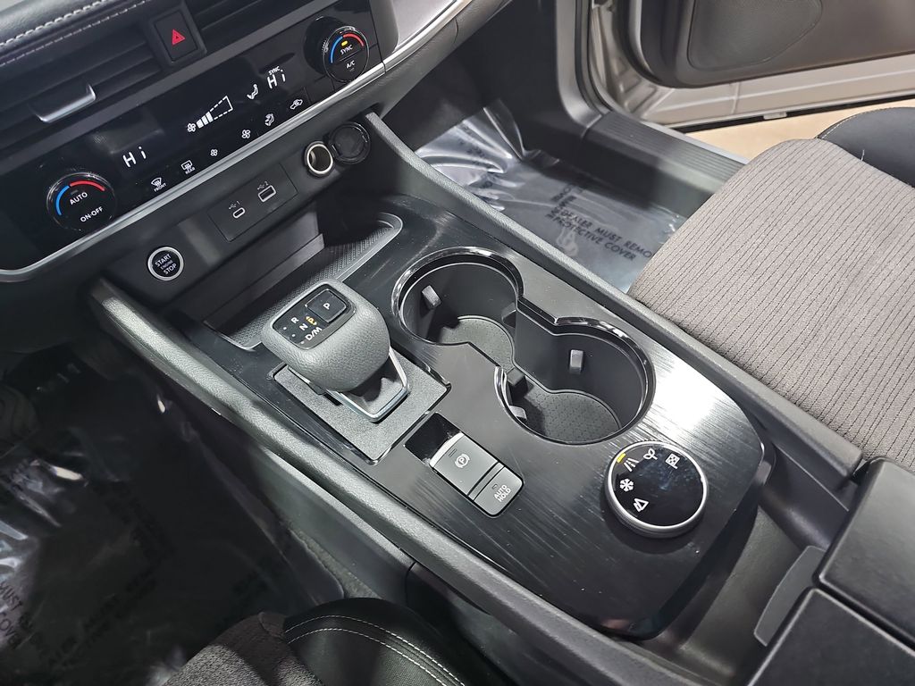 2023 NISSAN ROGUE - Image 23