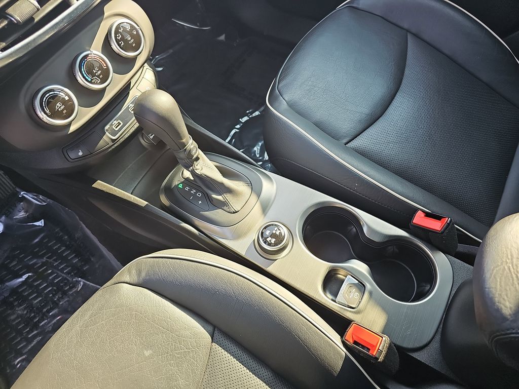 2020 FIAT 500X - Image 23