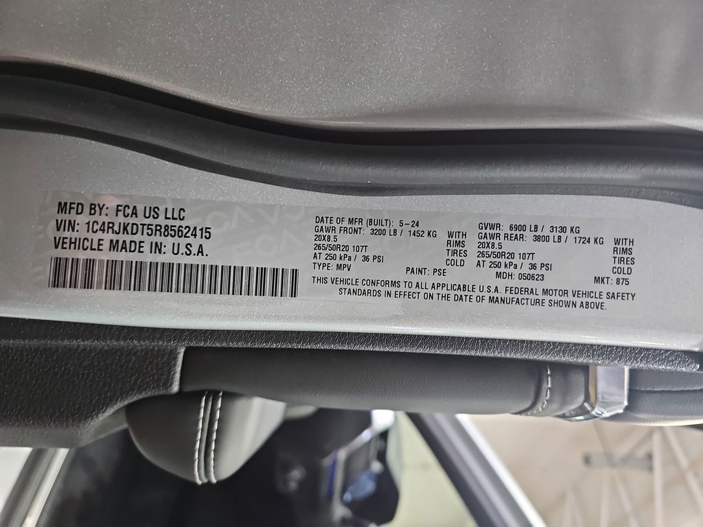 2024 JEEP GRAND CHEROKEE L - Image 38