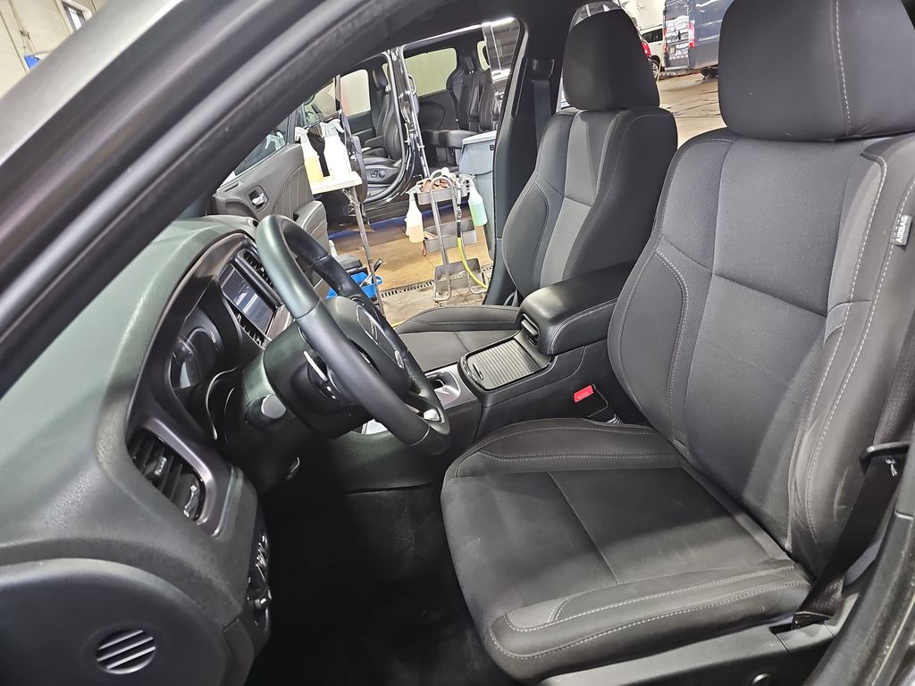 2017 DODGE CHARGER - Image 14