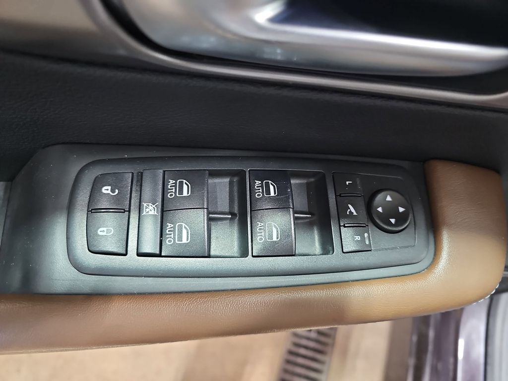 2018 CHRYSLER PACIFICA - Image 27